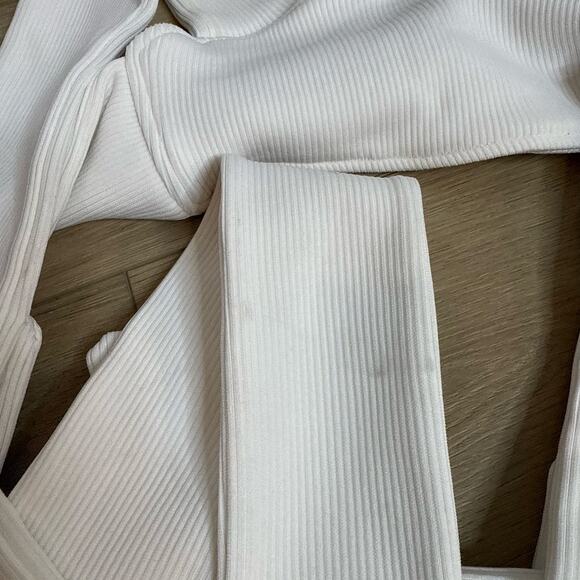 Maniere De Voir Multi-way Ribbed Crop Top - Off White - Picture 6 of 6